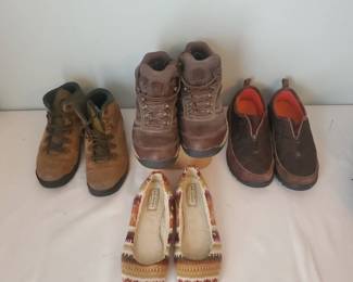 Ready to Hike Size 89 Boots Shoes, Socks