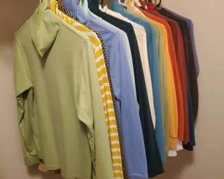 25 Medium Womens Turtlenecks