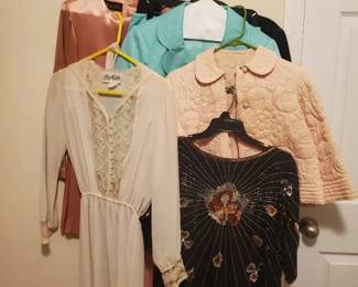 Vintage Womens Wear