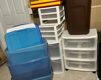 Plastic Bins Cubbies