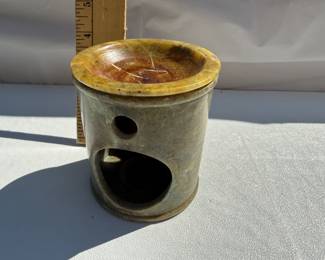 Studio Pottery Ceramic Essential Oil Warmer Diffuser $6.00