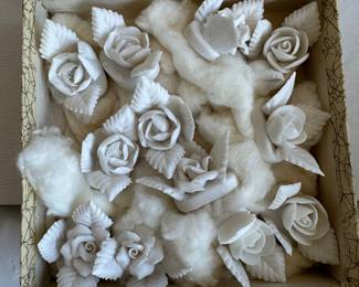Ardalt White Porcelain Roses Place Card Holders