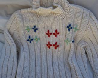 Kids Sweater No Size $5.00