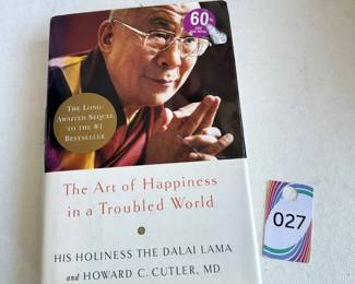 The Art of Happiness in a Troubled World Dalai Lama Book $4.00