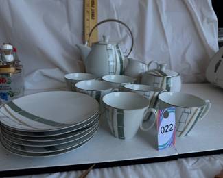 Noritake Nippon Toki Kaisha Tea Set