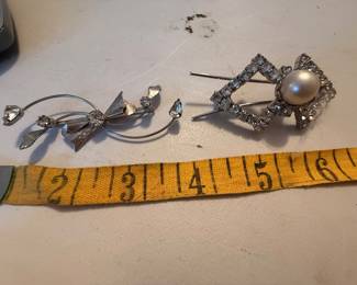 2 Hair Accessories $6.00