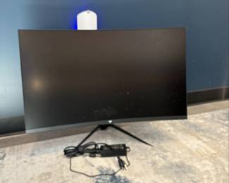 KCTC Curved LCD Monitor
