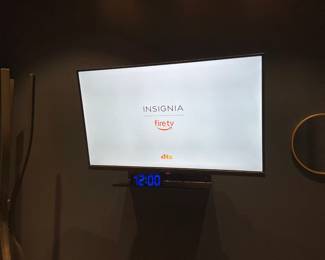 32" Insignia Amazon Fire TV & More