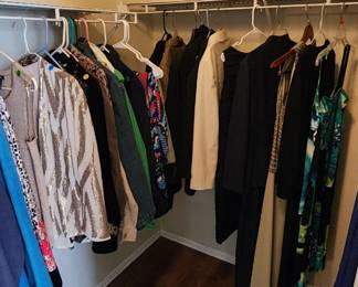 Womens medium dresses & jackets