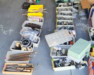 Hardware, nuts, bolts, screws & washers