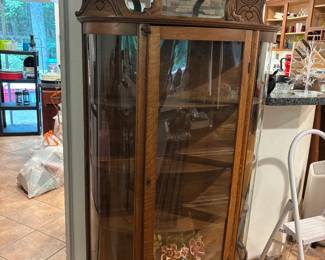 Curio cabinet