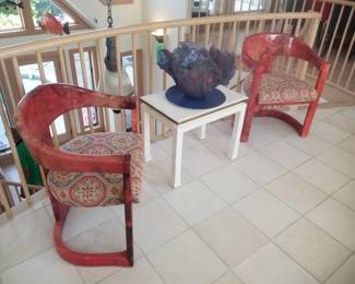 Set of 4 Onassis chairs by Karl Springer; accent table; contemporary art glass sculpture