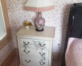 Handpainted 3-drawer chest; table lamp