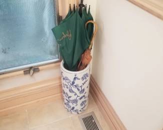 Umbrella stand