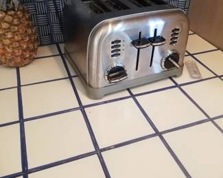 4-slice toaster