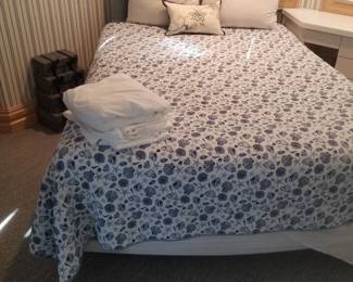 Queen bed