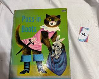 Puss-in-Boots Vintage Illustrated Children's Hardcover Storybook