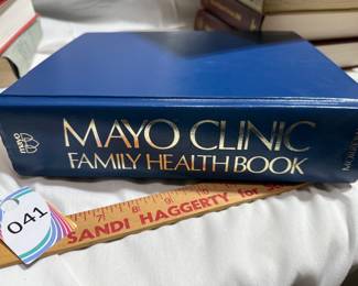 Mayo Clinic Family Health Book Hardcover