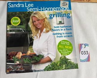 Sandra Lee Semi-Homemade Grilling Cookbook $3.00