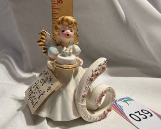 Josef Originals Ceramic Birthday Girl Age 6 Angel Figurine $5.00