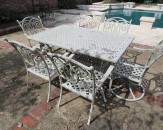 Cast aluminum table & 6 chairs