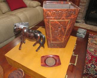 Leather waste can