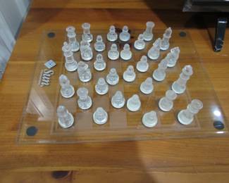 Glass chess set