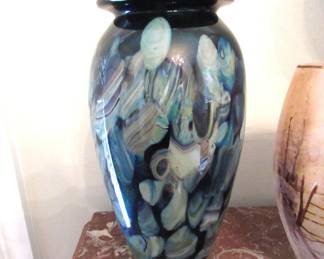 Robert Eickholt art glass vase