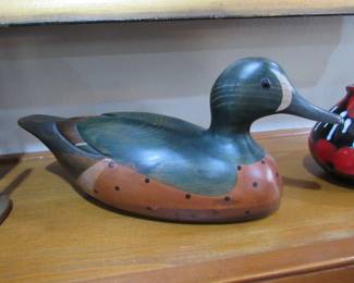 Tom Taber carved wooden duck