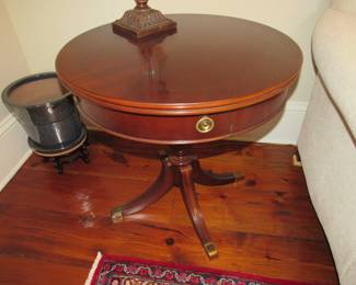 Vintage Lane drum table