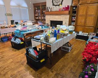 Various kitchen items