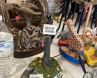 #187 Department 56 buzzards wild crossing powered decoration $25.00