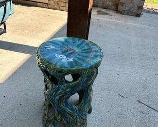 #60 Ceramic table/plant stand 11x17 $30.00