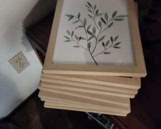 Framed artwork & picture frames