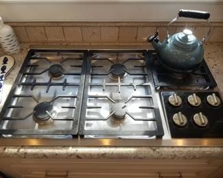 WOLF gas cooktop