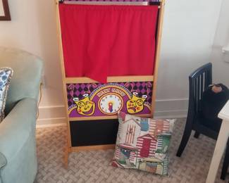 Child's puppet theater