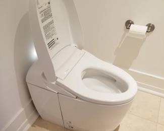 Toto toilet