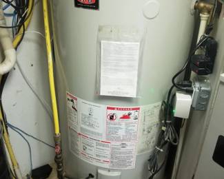 GAS hot water heater