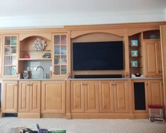 Built-in cabinetry with wet bar