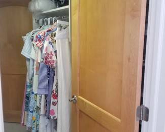 Closet system