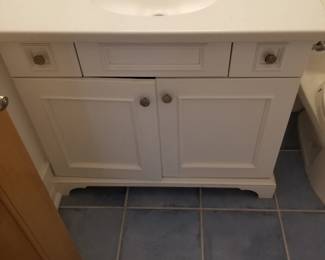 Bath vanity
