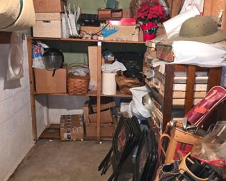 Vintage Holiday, golf clubs