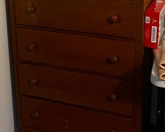 Vintage 4 drawer chest