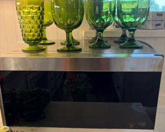 LG Neo Chef  Countertop Microwave. Vintage Green Thumbprint Glass Goblets, Indiana Glass Whitehall Green Retro Glass