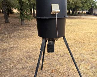 55 Gallon Deer Feeder 