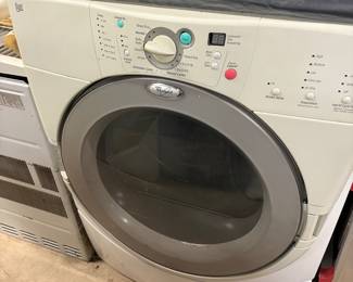 Working older model front load dryer 