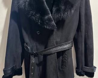 Branco Pelle coat.