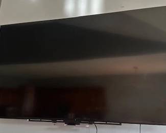 Sony HDMI Television, model XR-65X90L
