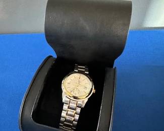 "Knock Off" Omega men's watch.