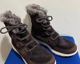 Sorel Explorer, size 6.5